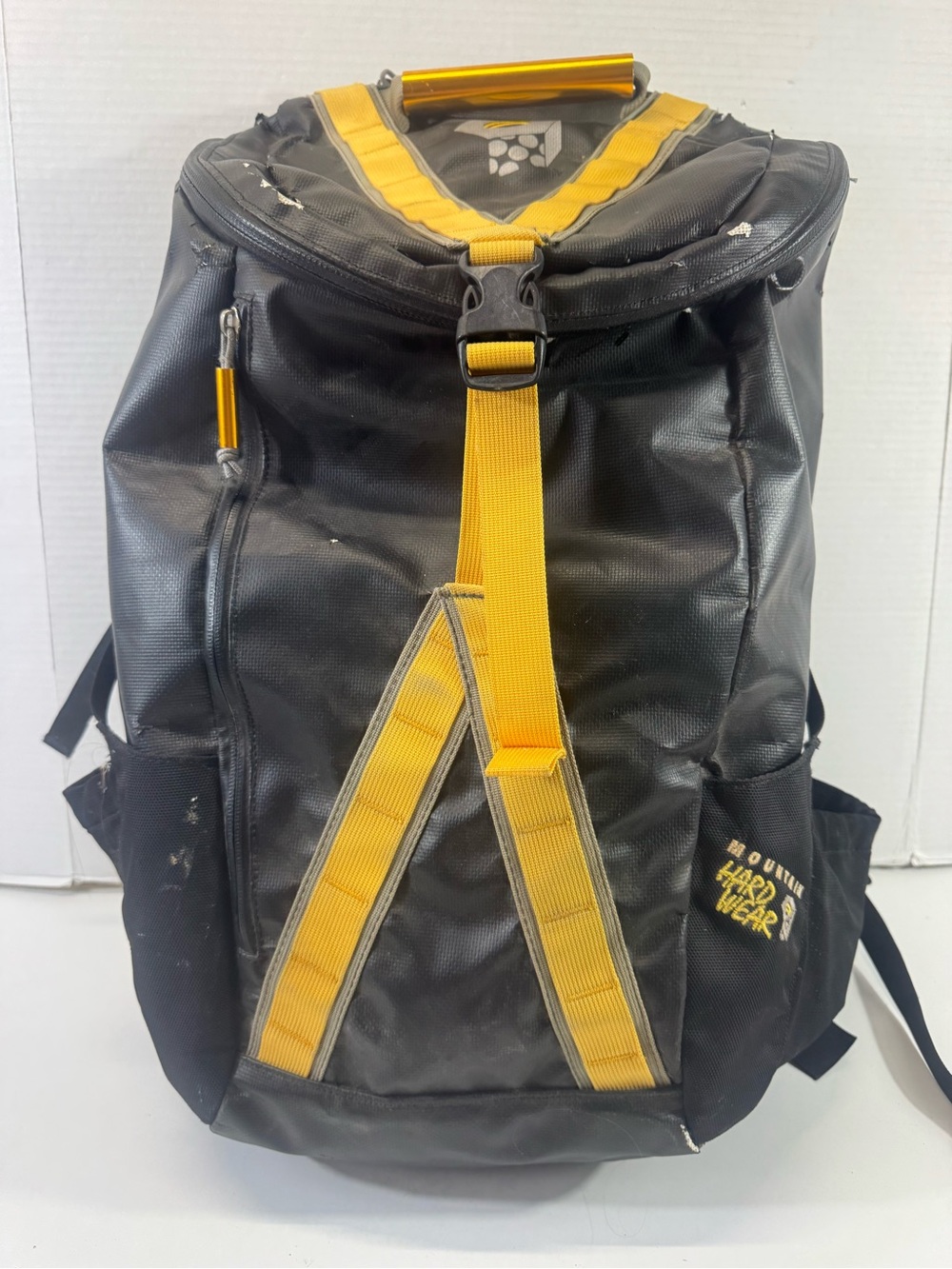 Mountain Hardwear Paladin 33 Black Yellow Men's laptop Backpack water resistant